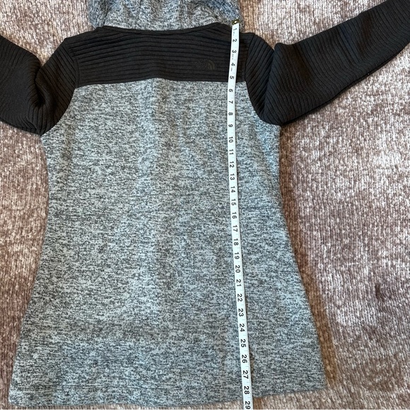 The North Face Women’s Indi Hooded Parka Jacket - Picture 14 of 16